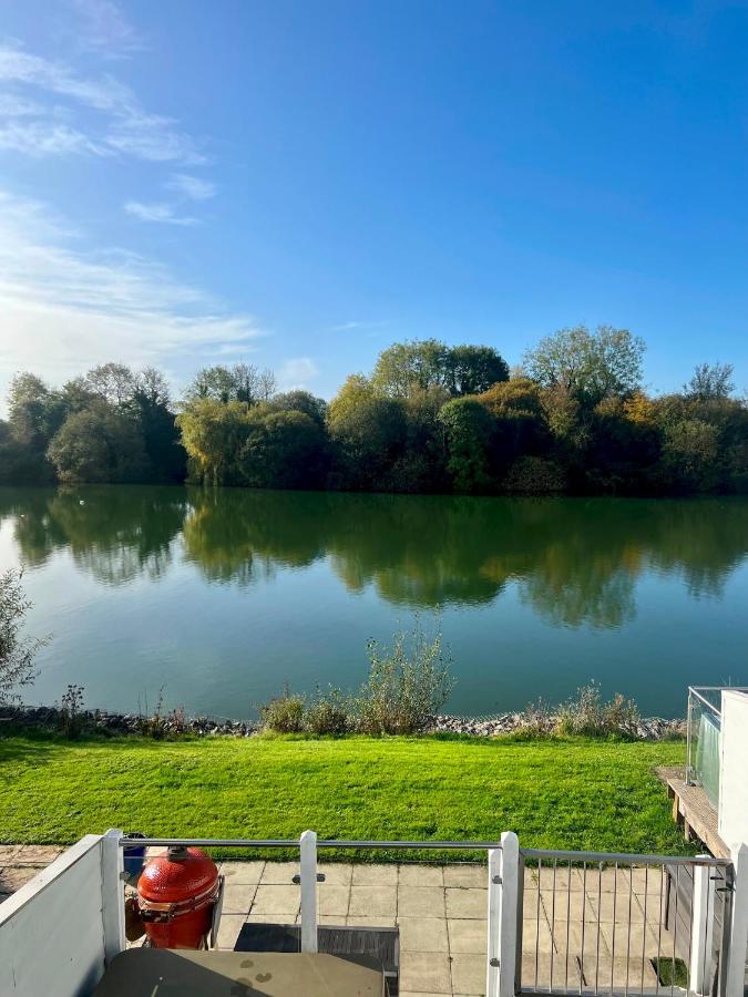 Holiday home Modern Cotswold W Hot Tub *